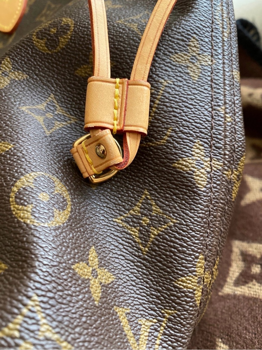 Louis Vuitton Neverfull MM - Picture 2 of 10